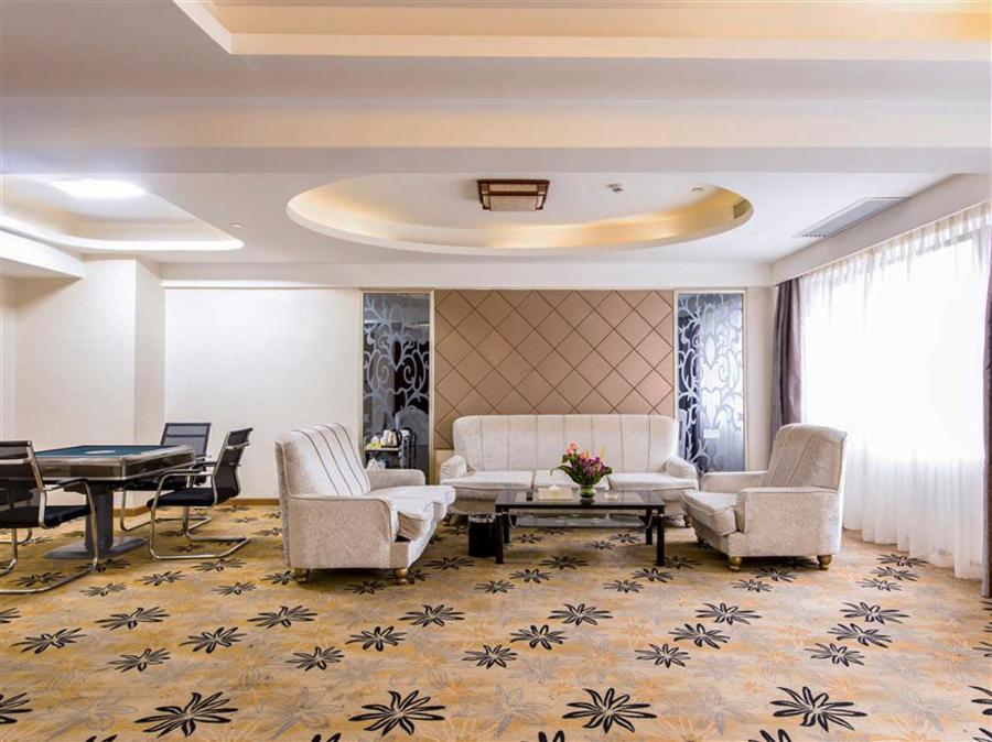 Vienna Hotel Zhanjiang Coast Avenue Eksteriør bilde